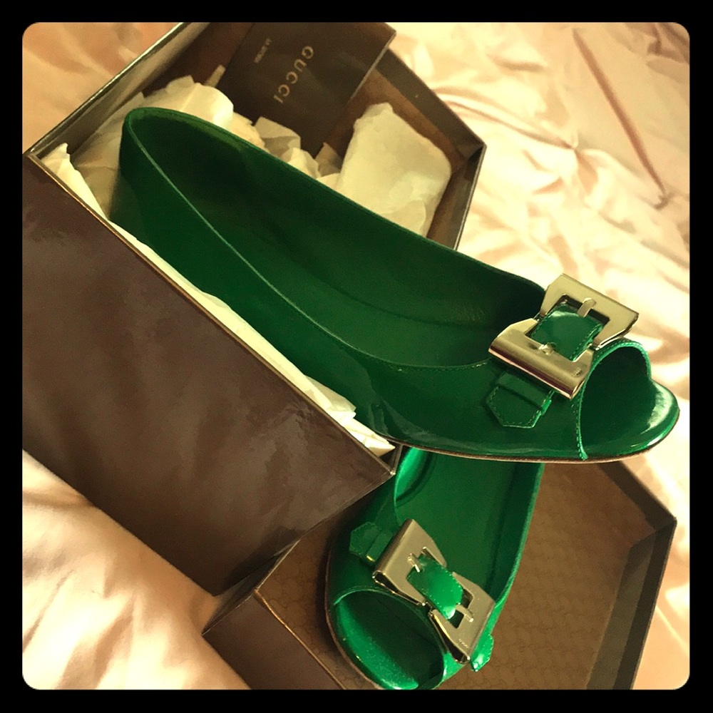 Sold! Authentic Vintage - Gucci Flats